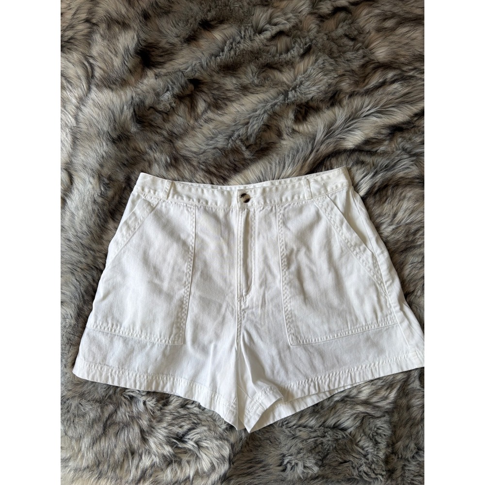 Universal Thread Womens White Denim Utility Shorts High Rise Cotton Size 10